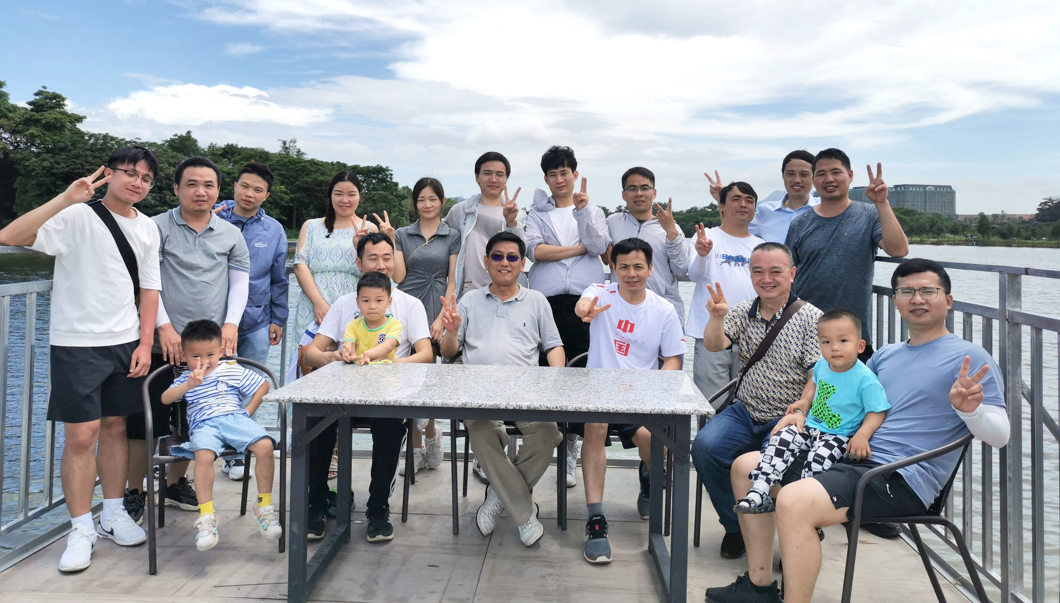 2022年5月钓趣横生·欢乐无限——太阳科技组织员工垂钓团建活动     2022年5月29日